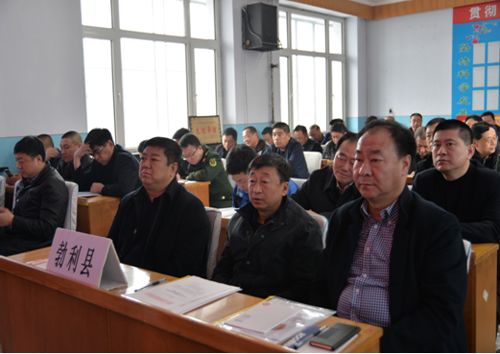 周德辉同志深入林业参加全省森林防火视频工作会议并与领导班子座谈